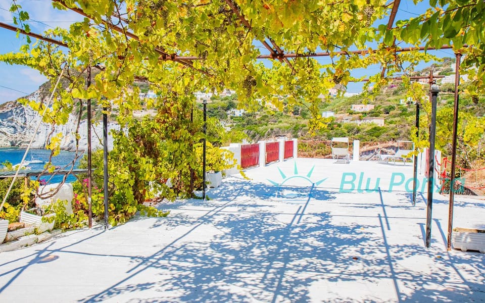 BluPonza - 3 posti in zona Mare - App Torretta Apartment in Le Forna