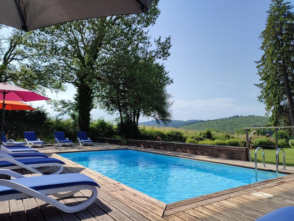 Natural landscape, Swimming pool, sunbed