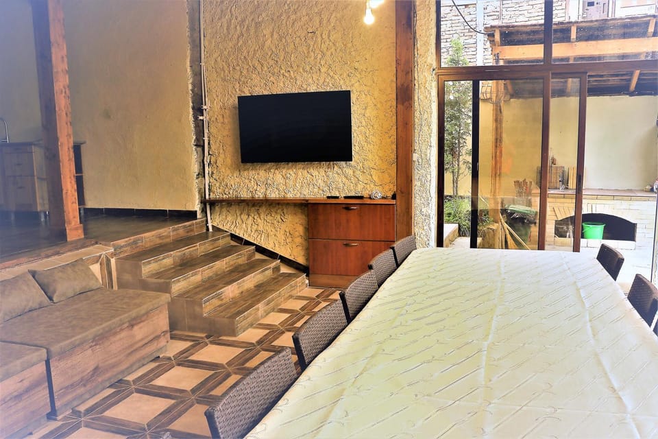Living room, Seating area, Dining area