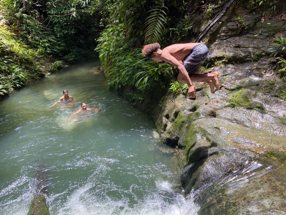 SURF HOUSE ESTILO LIBRE Bed and Breakfast in Valle del Cauca