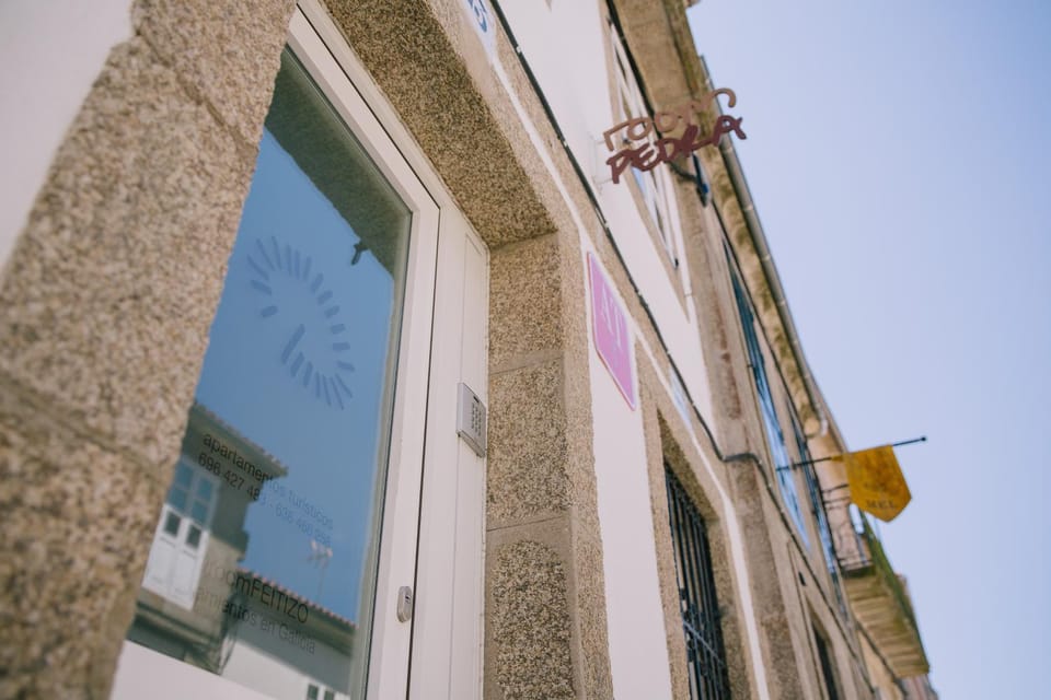 Property building, Facade/entrance