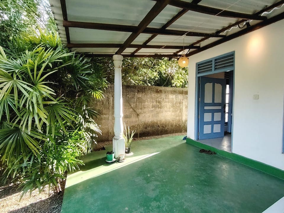 Brothers Villa Mirissa Hotel in Mirissa