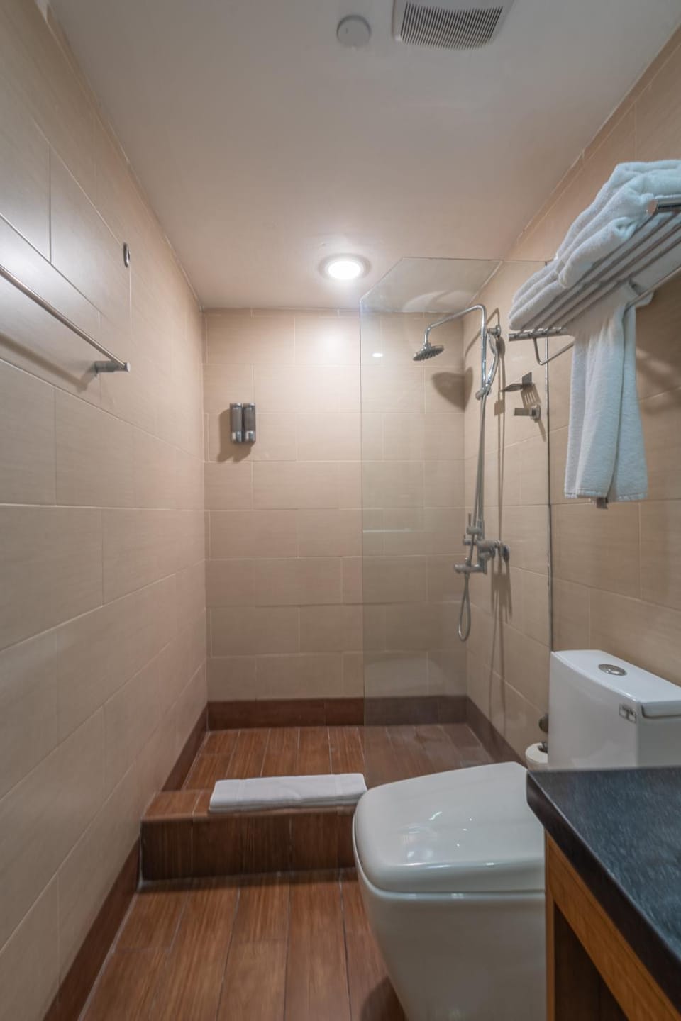 Shower, Bathroom, towels