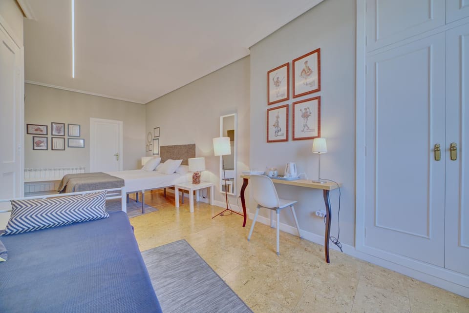 Photo of the whole room