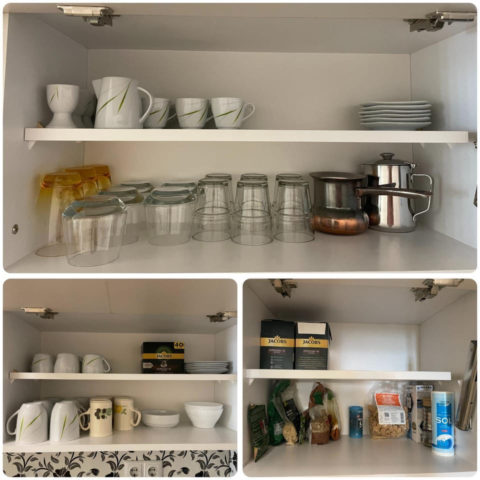 Coffee/tea facilities, Food and drinks, kitchen