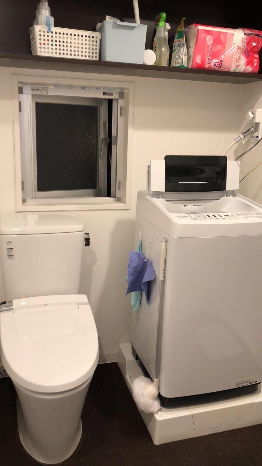 Toilet, washing machine