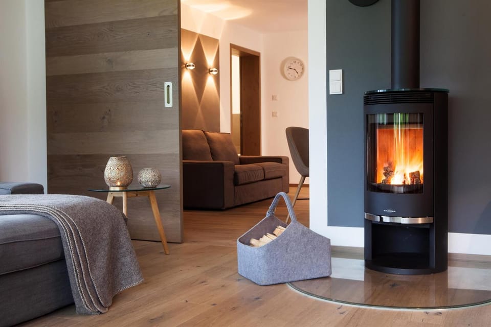 Living room, Seating area, flat iron
