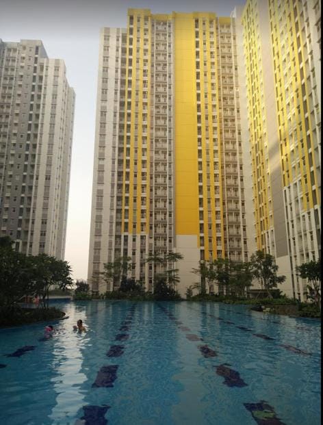 Swimming pool, Swimming pool