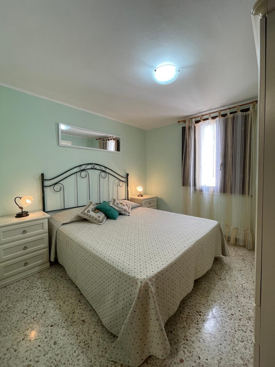 Bed, Bedroom, wardrobe