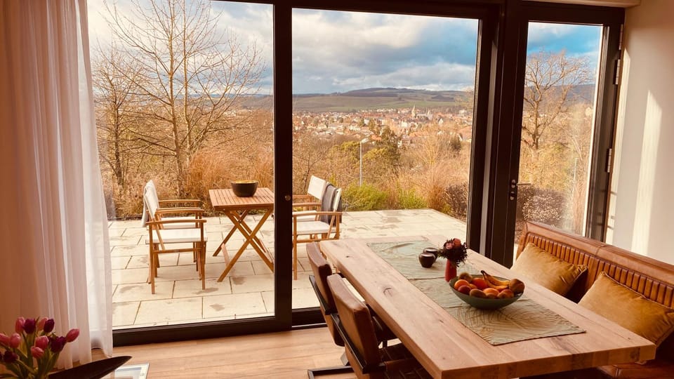Balcony/Terrace, Mountain view