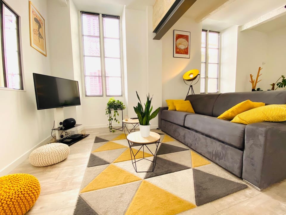 Feel@Home Nemausus « Le 4 » Apartment in Nimes