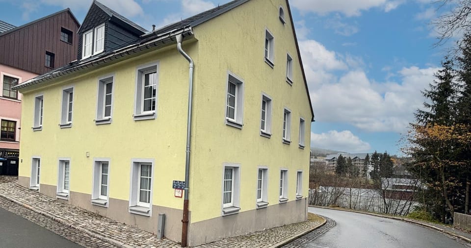 Property building, Neighbourhood, Street view