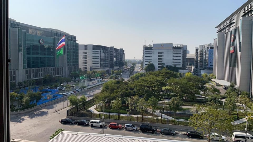 Neighbourhood, Bird's eye view, City view, Quiet street view