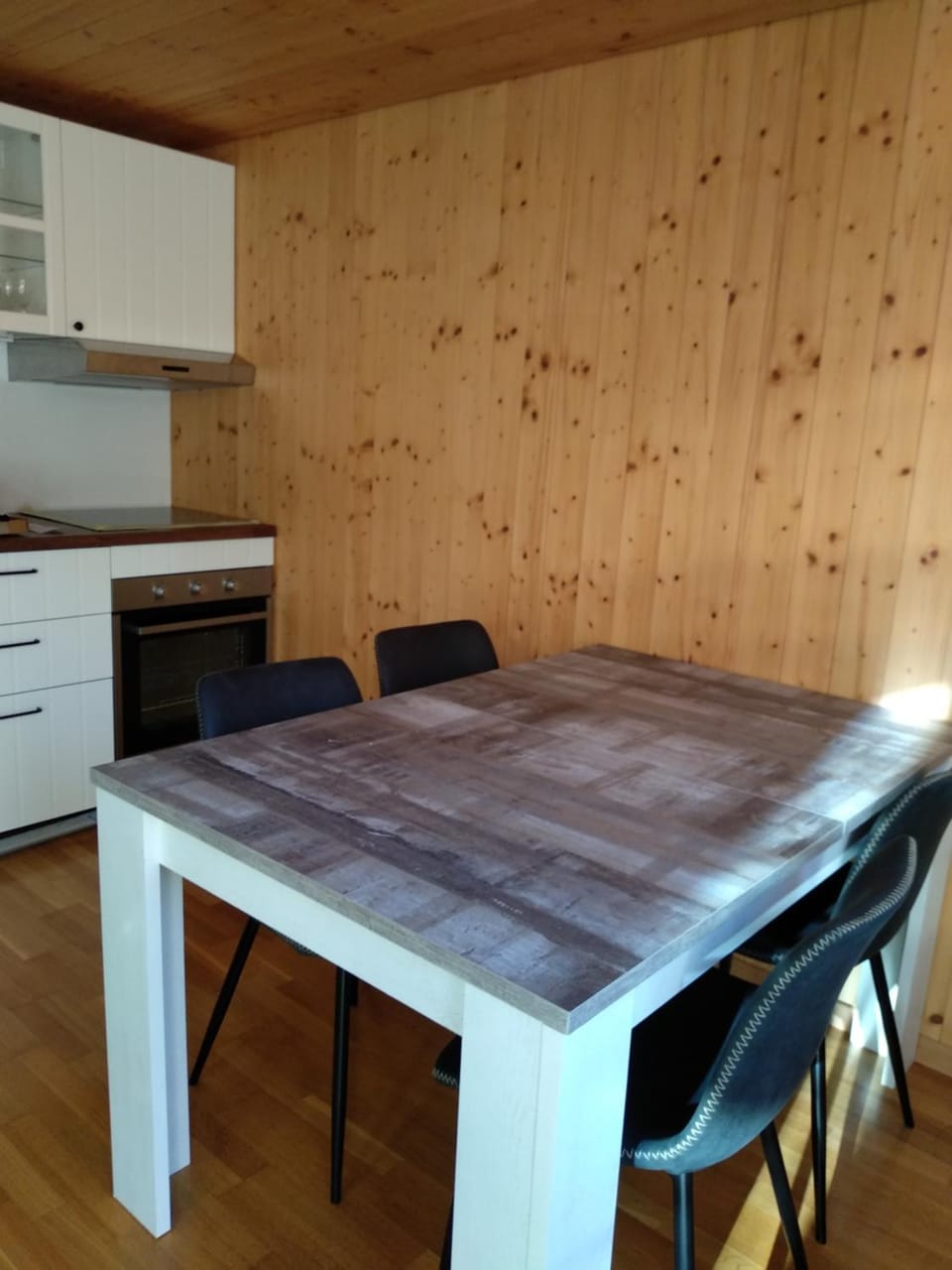 Tiny-Apart mit schönem Garten Apartment in Canton of Valais