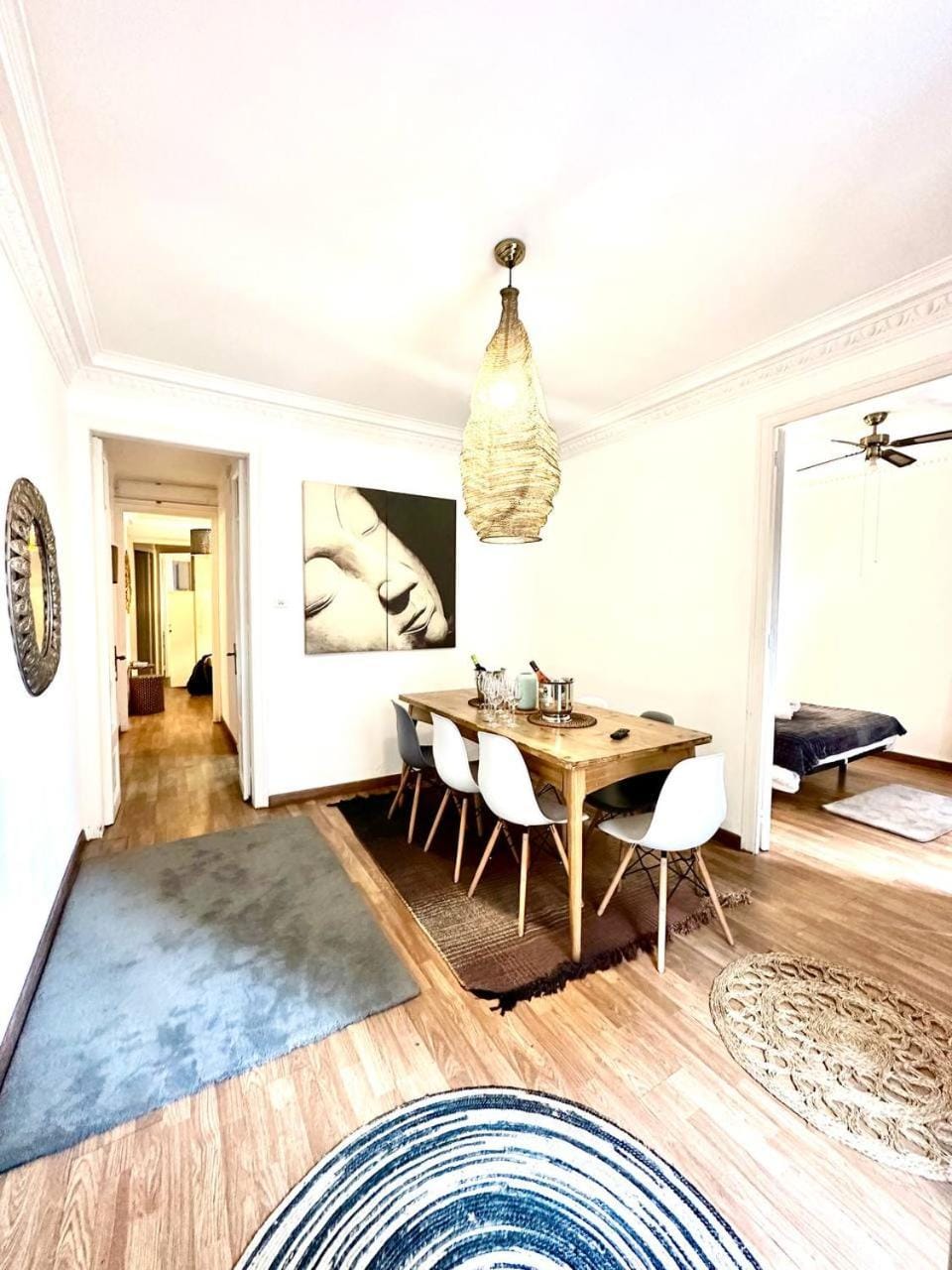 Big and Bright Apartment BCN Apartment in Barcelona