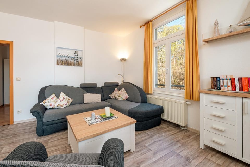 Villa Odin, Sonnenseite - Bade- & Erlebniswelt täglich inklusive Apartment in Sellin