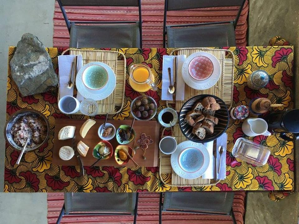 Balcony/Terrace, Food