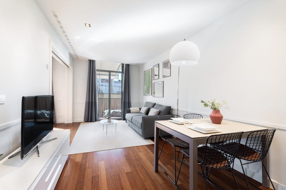 TV and multimedia, Balcony/Terrace, Living room, Dining area