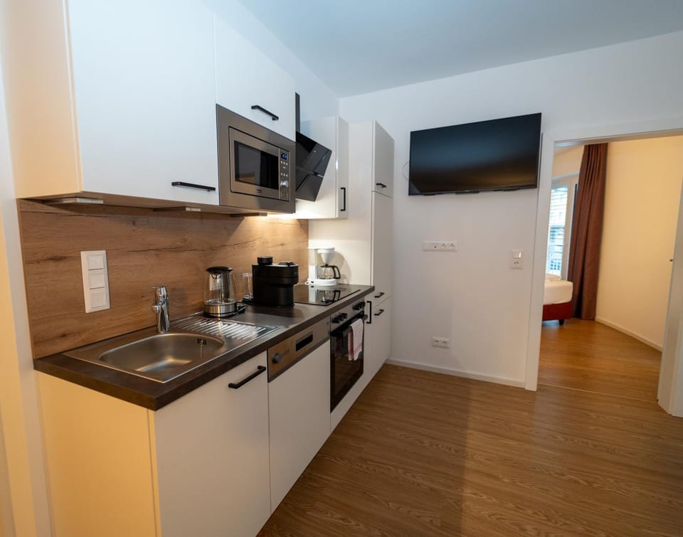 TV and multimedia, Coffee/tea facilities, kitchen