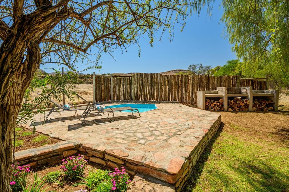 Garden, Swimming pool