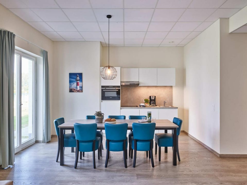 Kitchen or kitchenette, Living room, Seating area, Dining area, Pets, pet friendly, pet friendly, stove, air conditioner