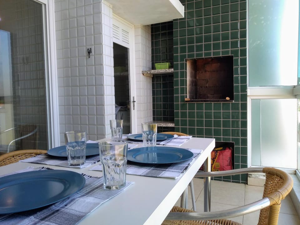 Apartamento de 2 quartos a 3 minutos a pé da praia de Cachoeira de Bom Jesu com águas calmas Apartment in Florianopolis