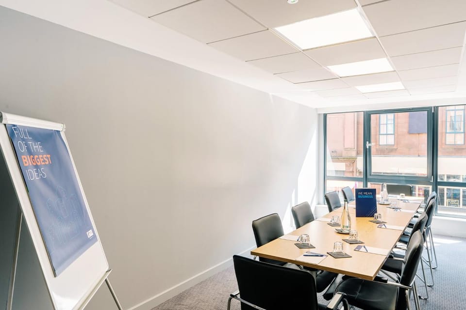 Meeting/conference room