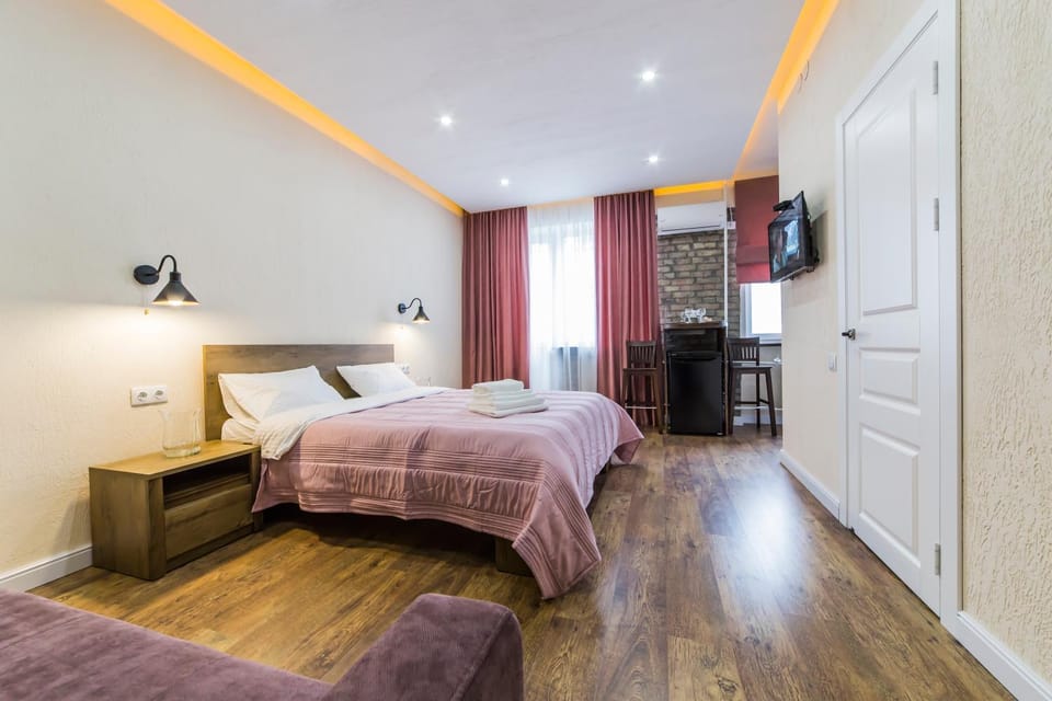 Bed, Living room, Seating area