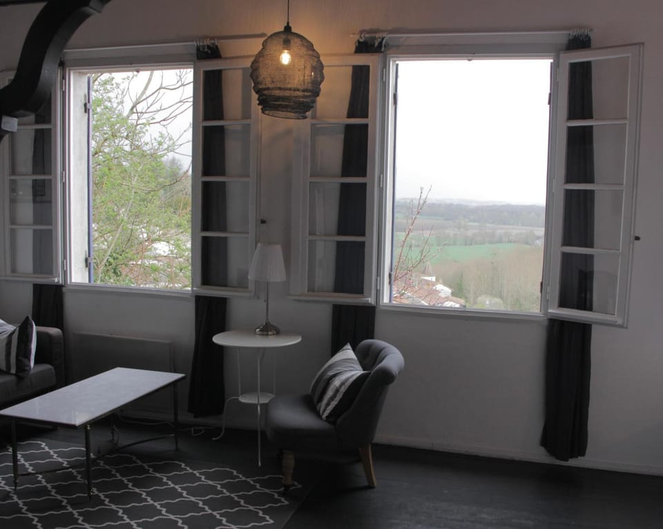 Grange Bleuet Bed and Breakfast in Nouvelle-Aquitaine