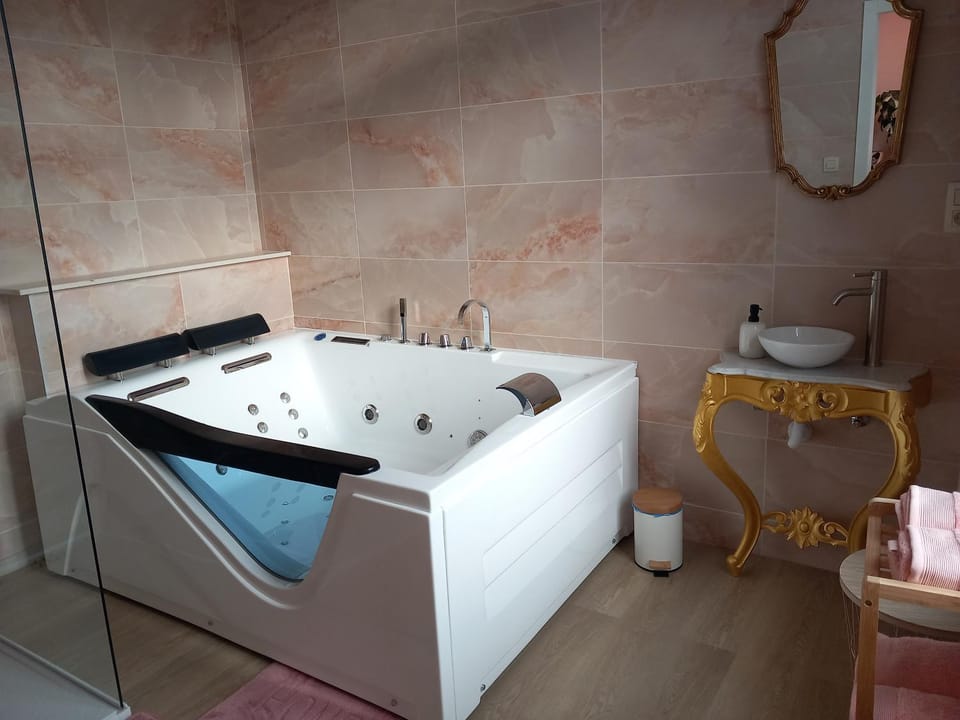 Vip room 209 Bed and Breakfast in Wallonia, Belgium