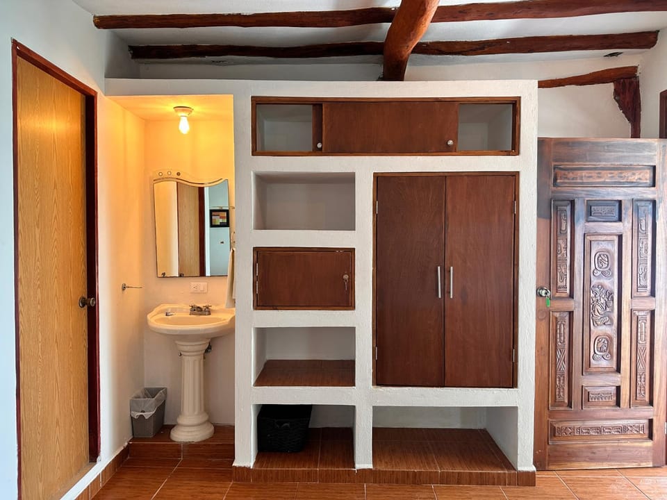 Bathroom, wardrobe