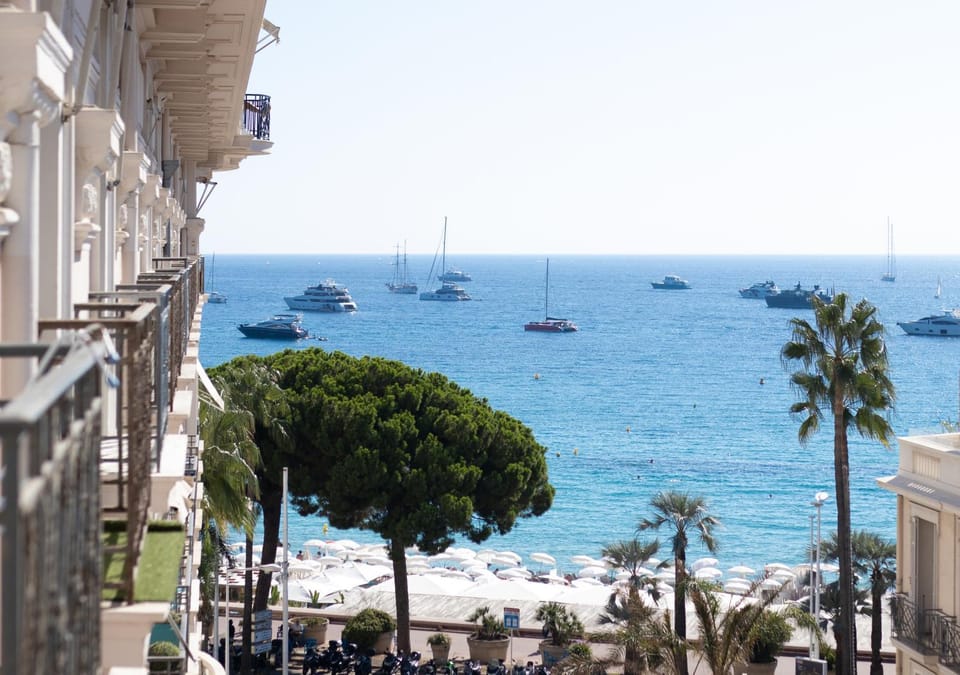 Palais Miramar Imperial Croisette Apartment in Cannes