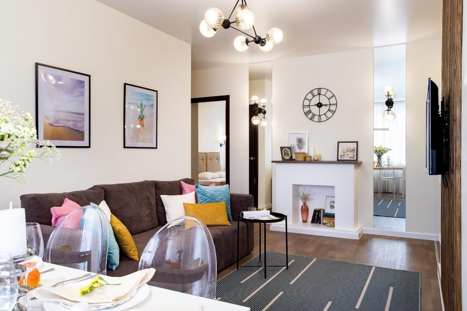 Living room, Seating area