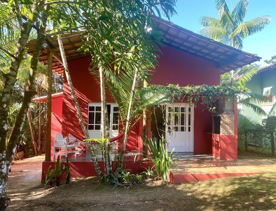 Casa Bromélia Red Itacaré House in State of Bahia