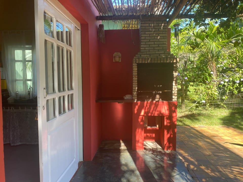 Casa Bromélia Red Itacaré House in State of Bahia