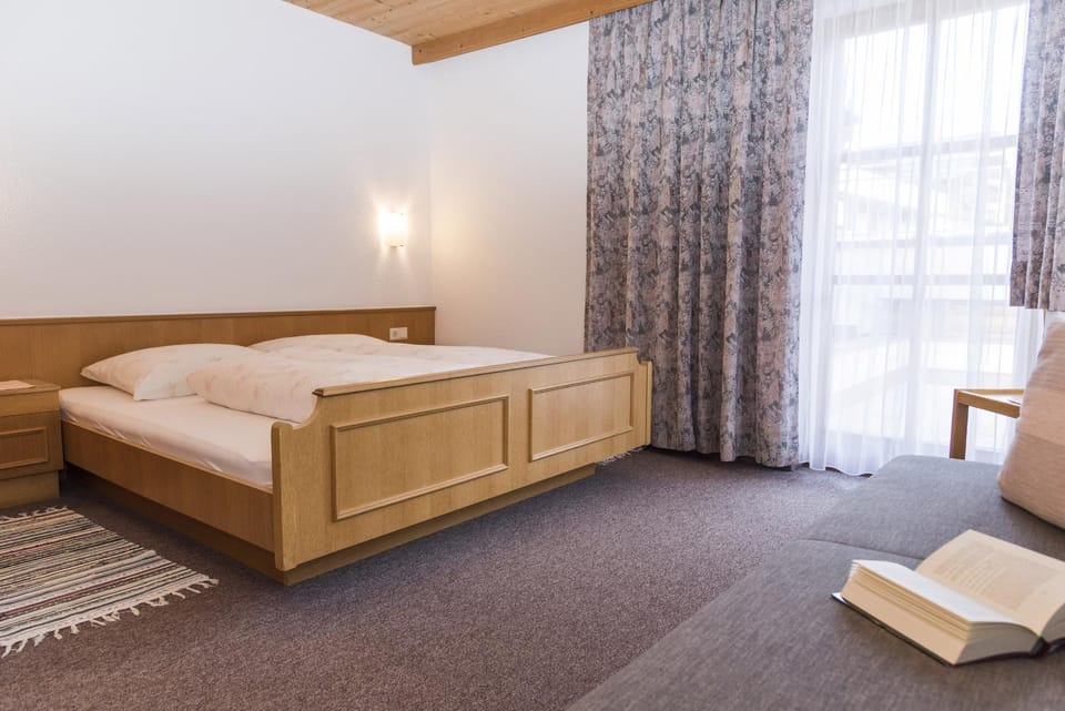 Apart Lukas Bed and Breakfast in Saint Anton am Arlberg