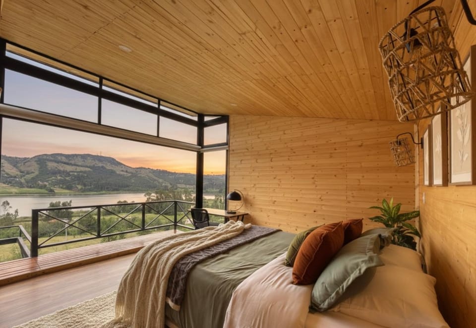 Bed, Natural landscape, Photo of the whole room, Bedroom, Mountain view