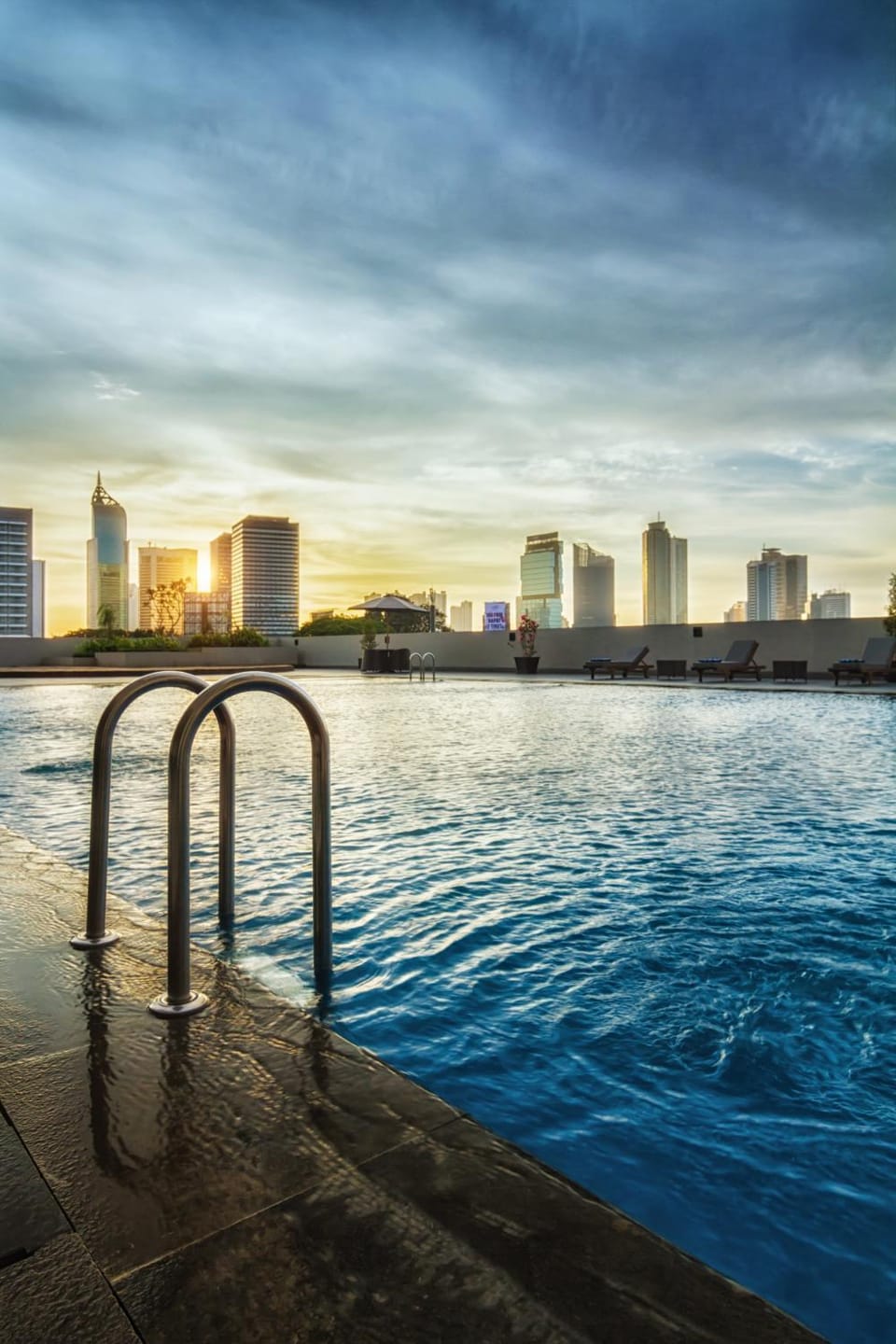 Activities, On site, City view, Landmark view, Pool view, Swimming pool, Sunset