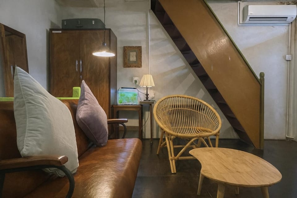 Living room, air conditioner