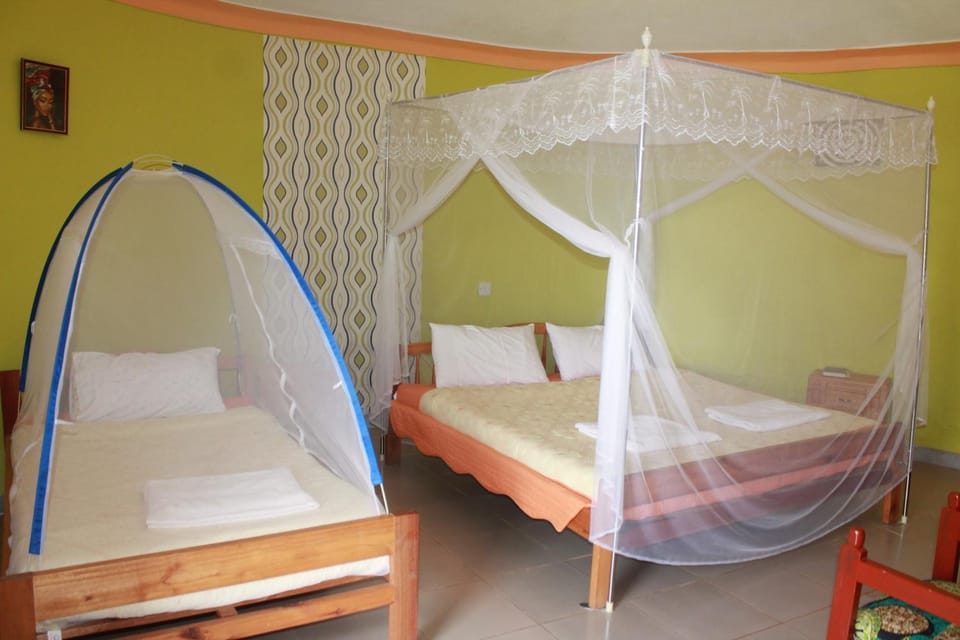 Crater Bay Cottages Hotel in Uganda