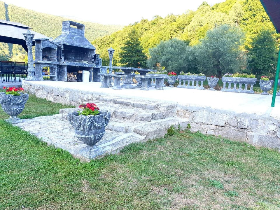 BBQ facilities, Garden