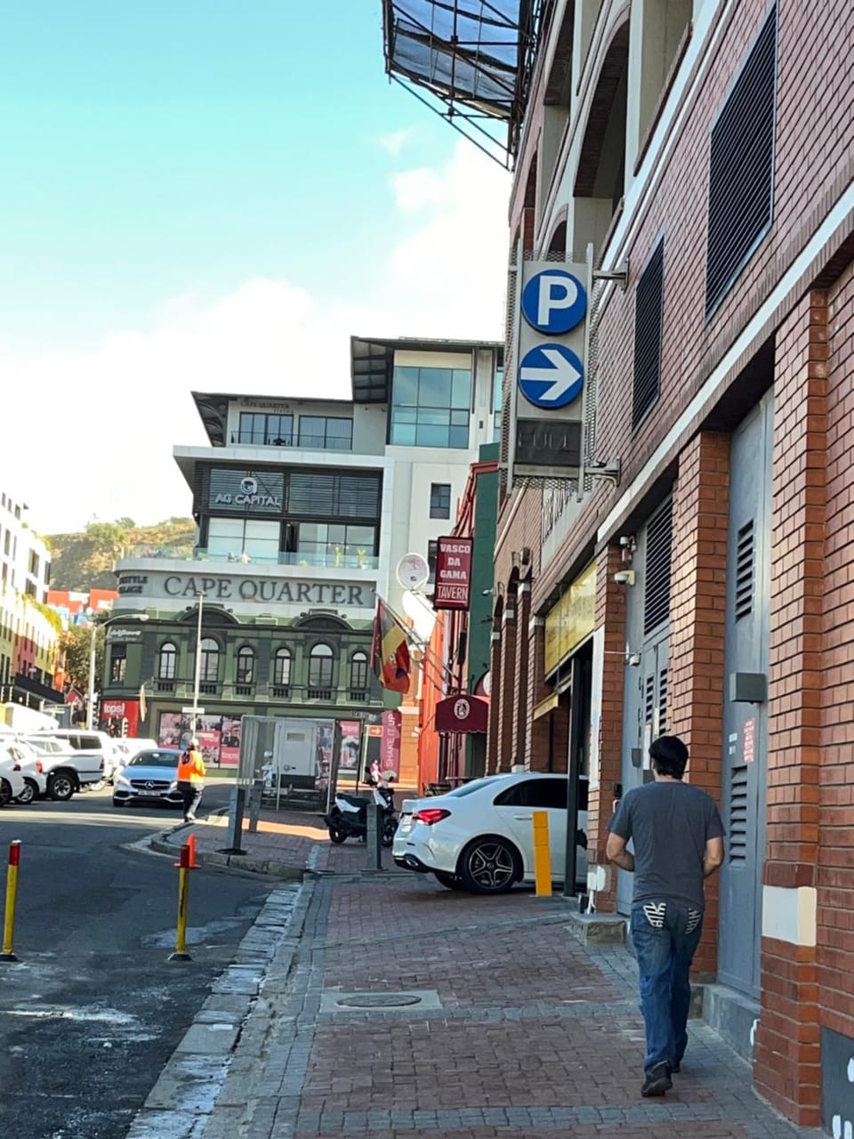 Neighbourhood, Street view, Parking