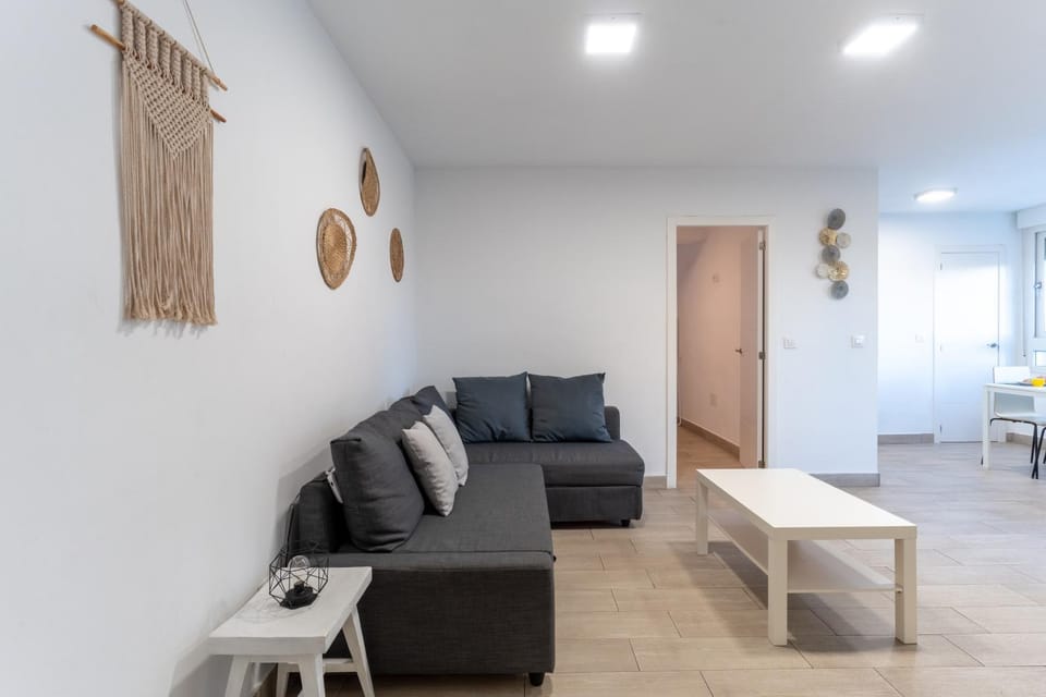 Apartamento Torre Cervantes, moderno, luminoso, a 5 min de la Playa Apartment in Almería