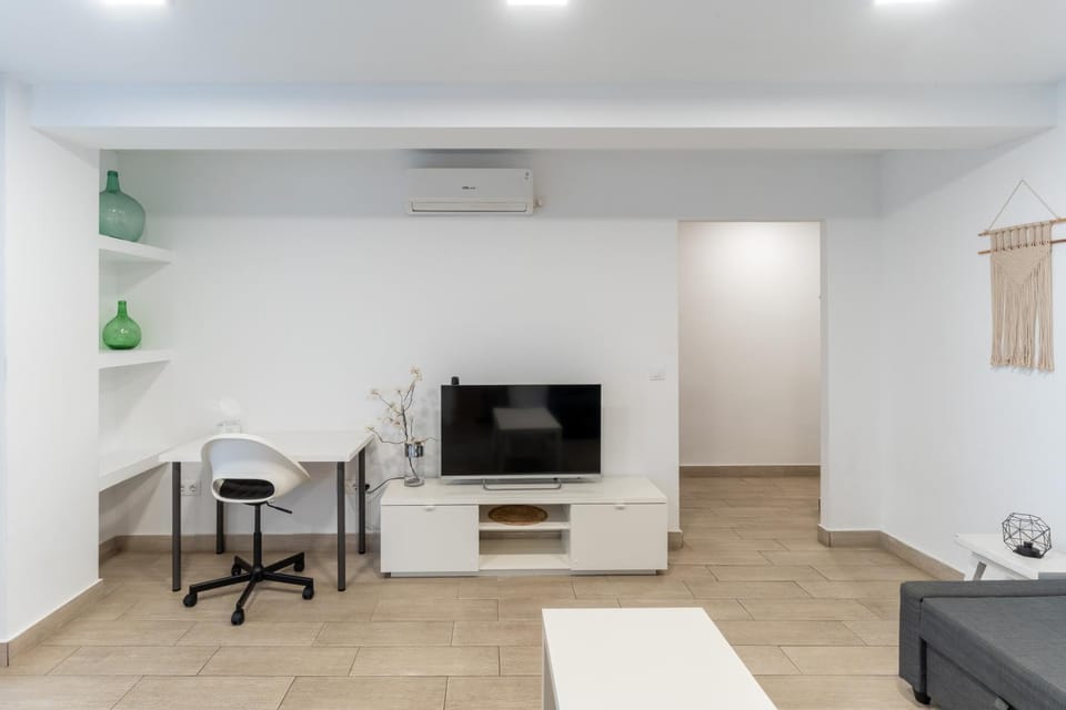 Apartamento Torre Cervantes, moderno, luminoso, a 5 min de la Playa Apartment in Almería