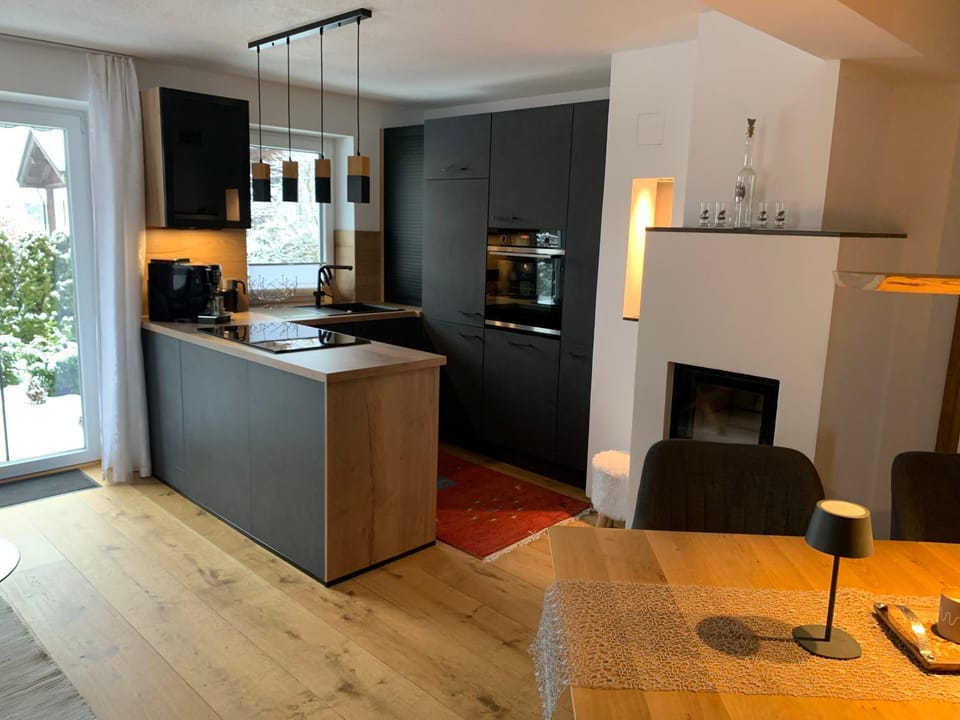 Dining area, oven, kitchen