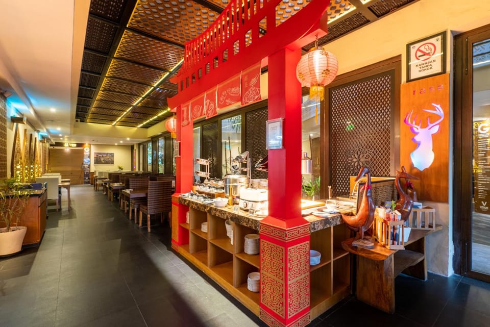 Restaurant/places to eat, Restaurant/places to eat, On site, Area and facilities