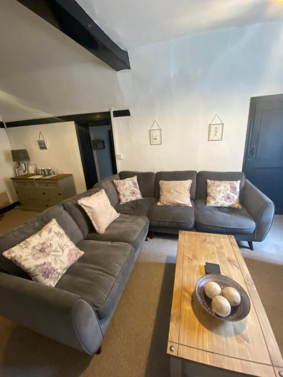 Charles I 16th century house Apartment in Newark-on-Trent