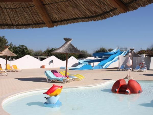 Oh! Campings - Le Clos du Rhône Campground/ 
RV Resort in Saintes-Maries-de-la-Mer
