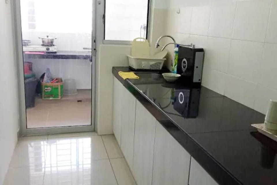 PV21 Setapak, Share House Room Only Apartment in Federal Territory of Kuala Lumpur