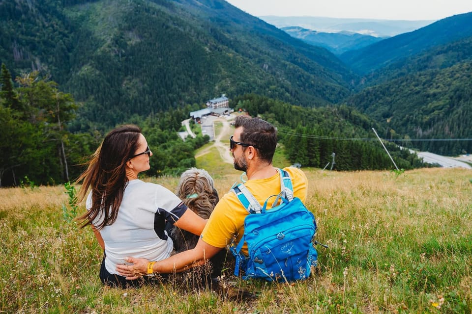 Day, People, Natural landscape, Guests, Lake view, Mountain view, group of guests